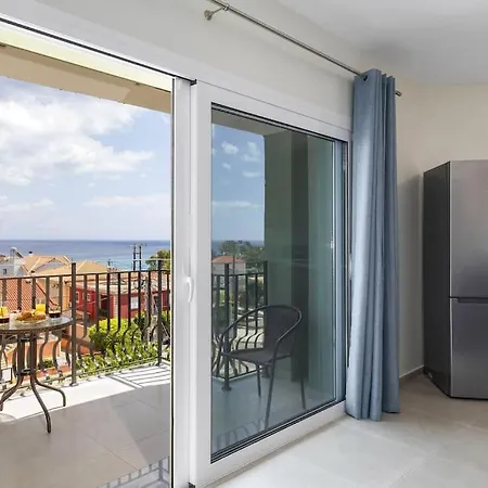 Ilios 3 Bedroom With Sea View In Town Skala (Kefalonia)