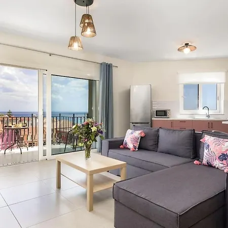 Ilios 3 Bedroom With Sea View In Town